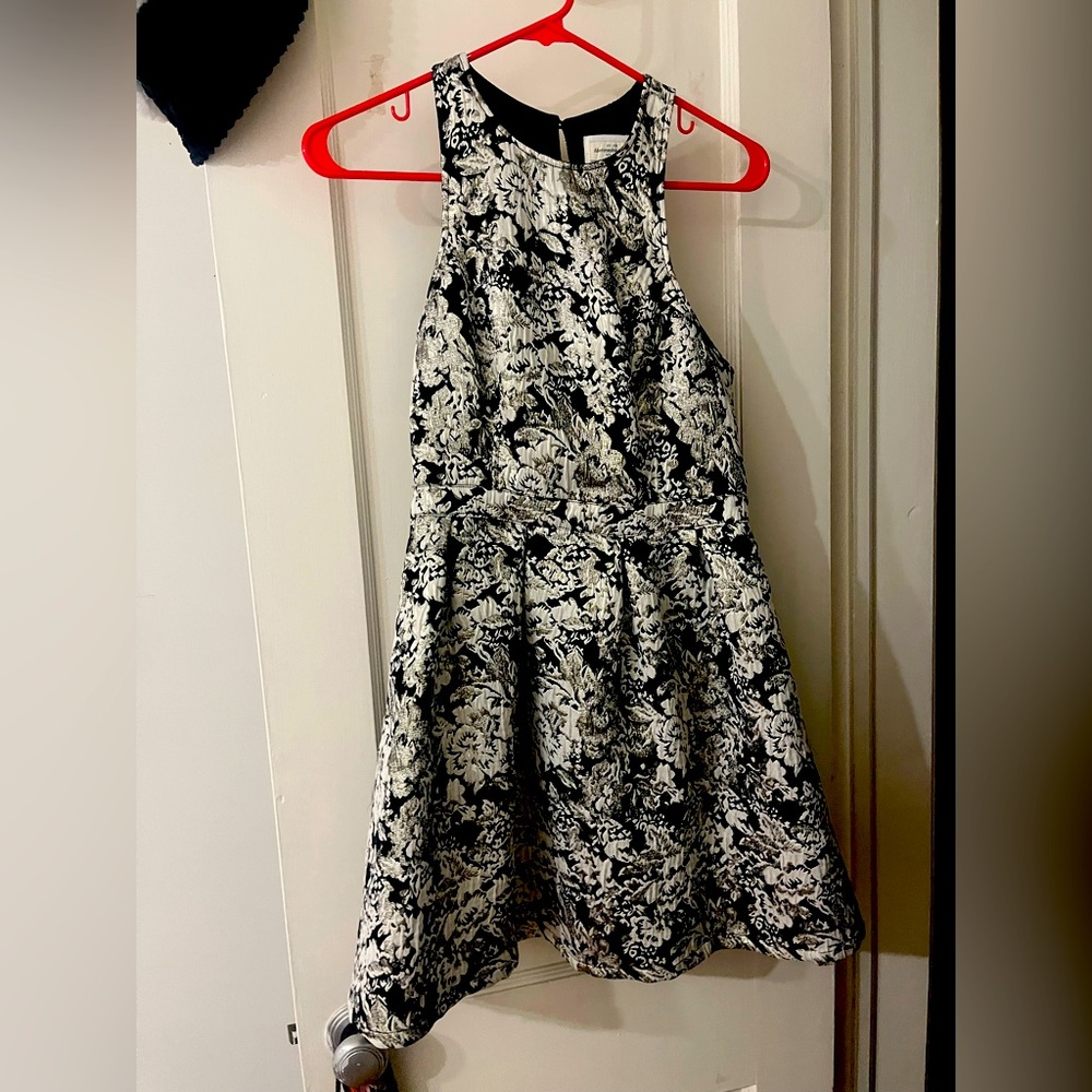 Gold/white/black floral cocktail dress